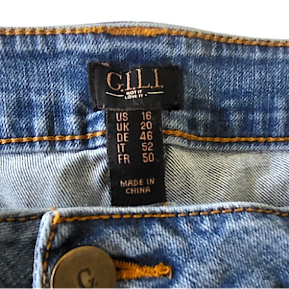 G.I.L.I Flared Leg Medium Wash Raw Hem Ankle Slit Jeans Size 16 EUC! - Picture 12 of 13